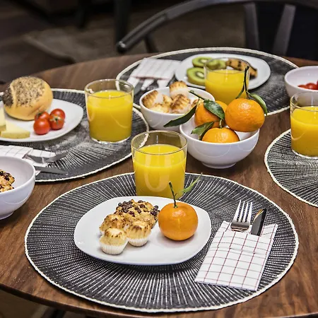 Sweett - Sants Apartmán *